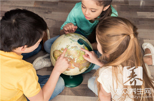 9岁女孩身高体重标准表