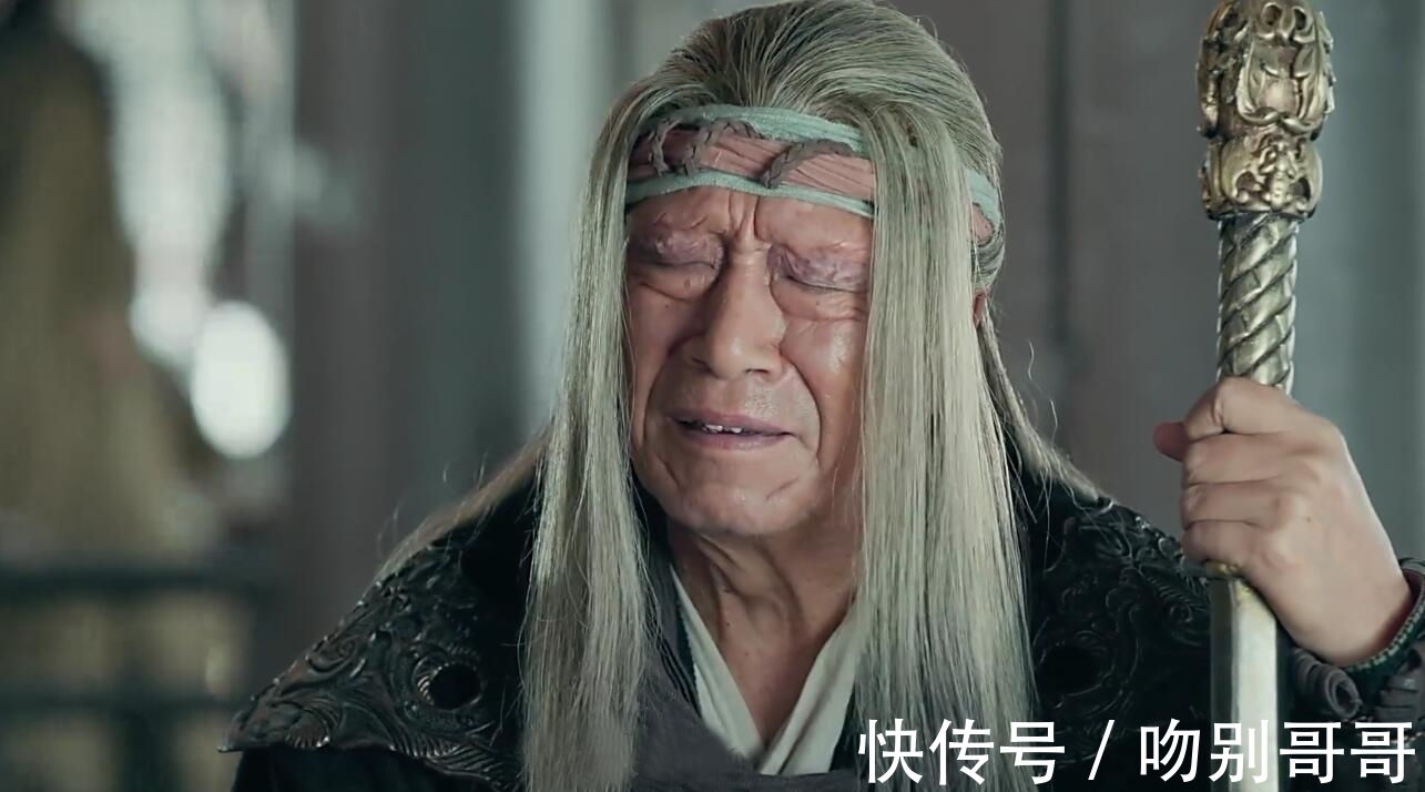 屠狮@张三丰真实功夫能秒杀鹤笔翁吗?屠狮大会有一战,性质一模一样