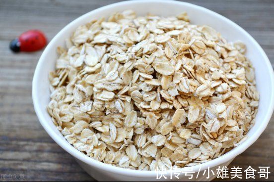 海苔|建议50岁女人:春天别太节俭,6种零嘴该吃就吃,自己别心疼钱