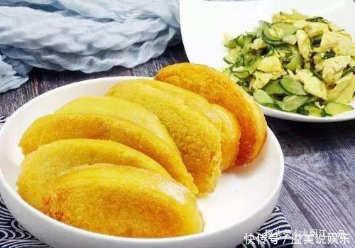 馒头|干炸馒头片,馒头片先炸就错了,难怪不好吃,大厨这样做才对