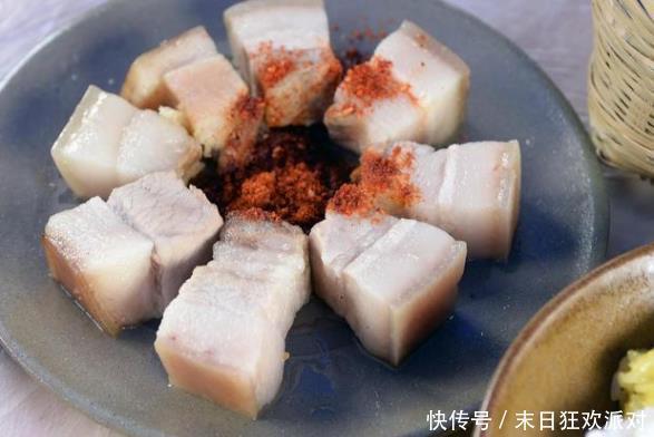 提醒中老年人群五种不健康的食物,再喜欢吃也尽量少碰
