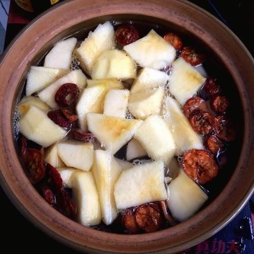 湿气最怕它这道汤,隔天喝一碗,湿气不见了,口臭没了,别不懂喝