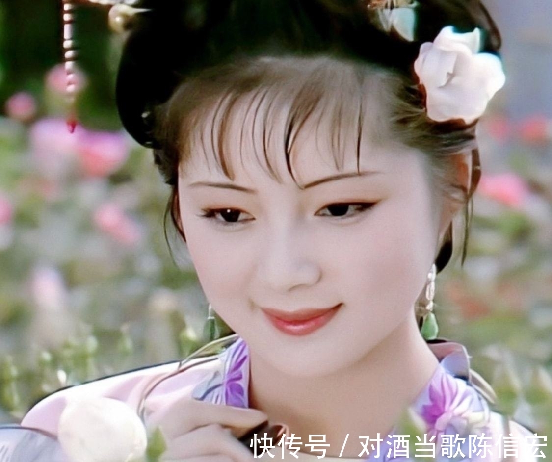 探春@薛宝钗对宝玉，究竟什么态度？两个名字见端倪