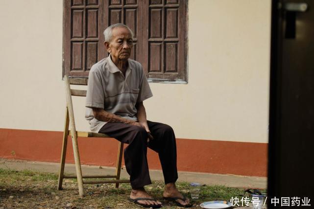 阿茨海默症|超准老年痴呆测试如果2分钟内你可以做完，恭喜你大脑很聪明