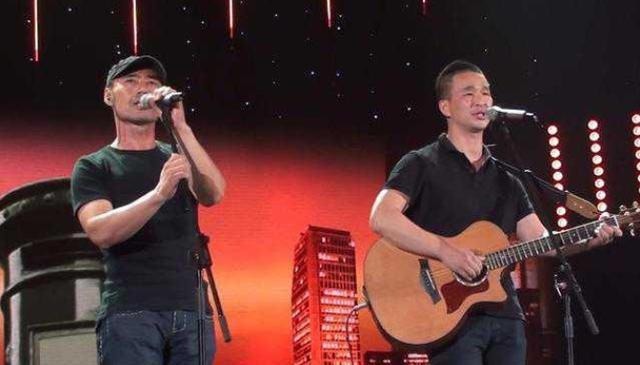 旭日阳刚|草根歌手旭日阳刚:一个再度翻红年入百万,一个回归田园种菜种田