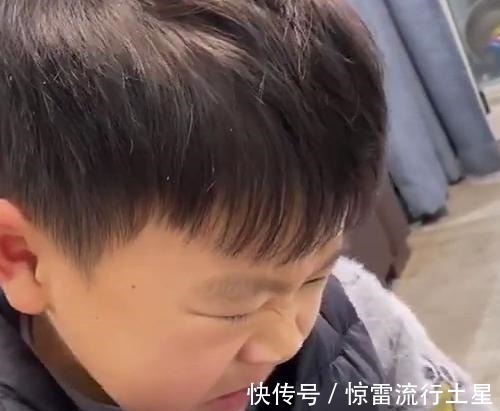 奥特曼|孩子看到奥特曼被打会怎么办两个孩子反应截然相反,网友神评论