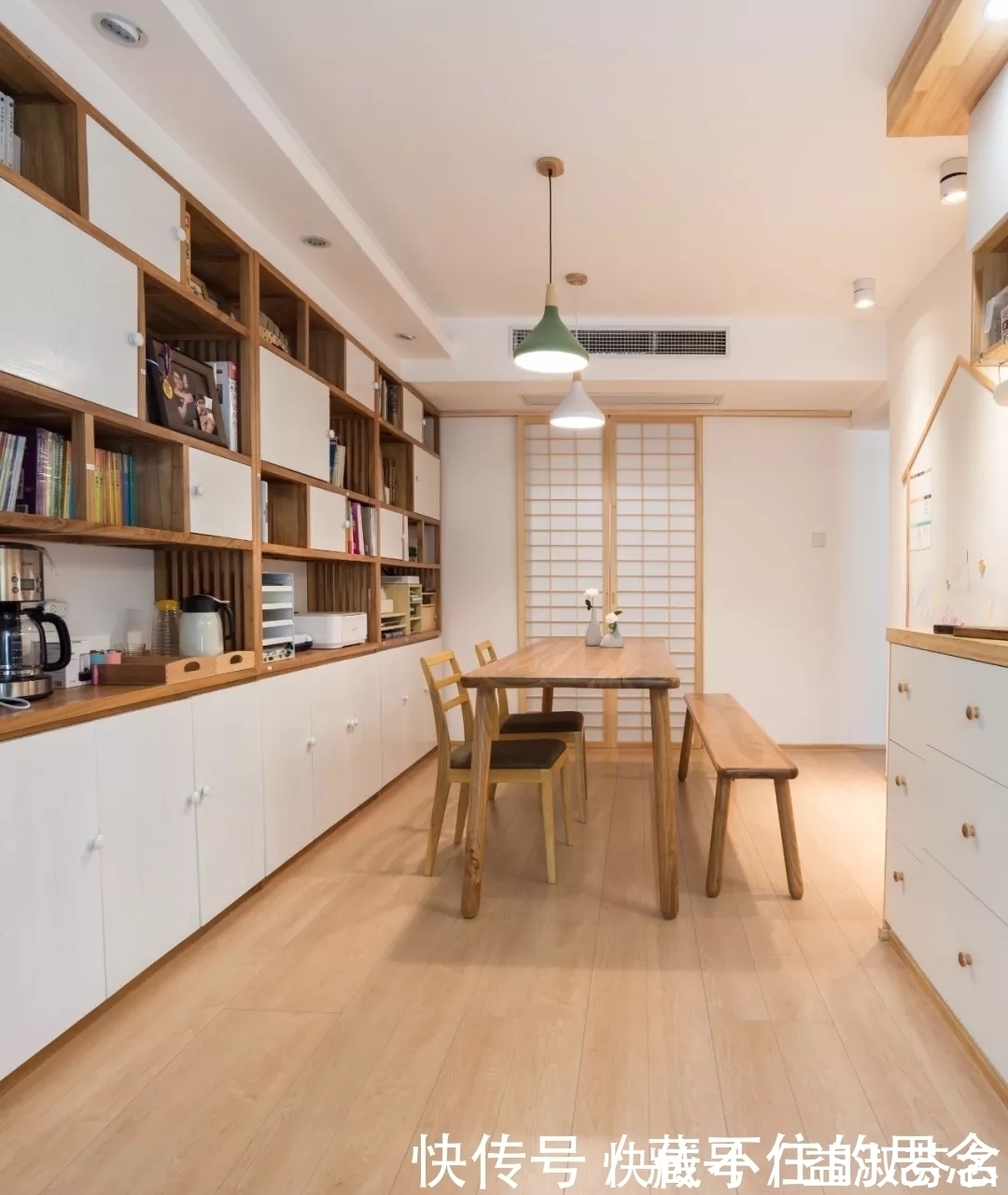 厨房橱柜|是谁想出来的,厨房橱柜底部留空一格,没想到做饭这么实用!