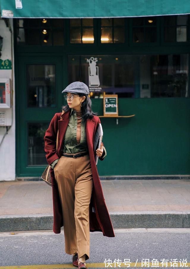 打底衫 三木又穿火了一种新搭配:叫“上身加法,下身减法”,时髦还保暖