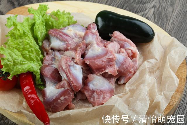 中老年人|中老年人应该管住嘴,5种食品劝你少吃,健康才会“拥抱”你