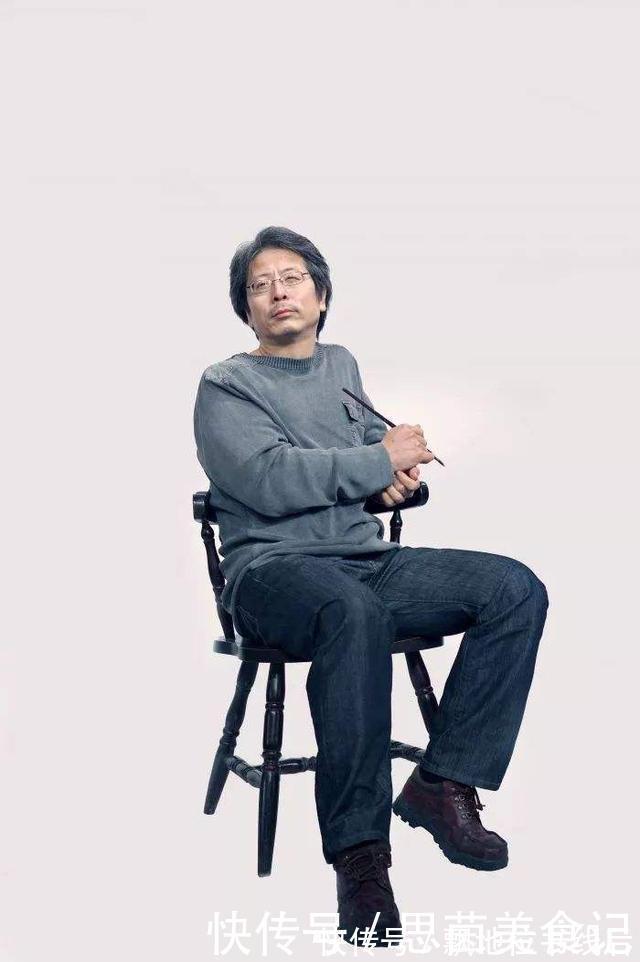 照相机#80后画人物打败冷军,放大10倍毛孔都清晰可见,网友:人肉照相机