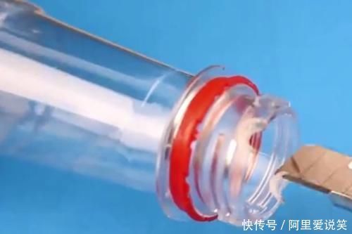在塑料瓶口放一根铁钉,好多人不知道有啥用,但用过的人都夸好