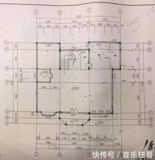 自建房|闺蜜家的自建房才花50W，还带私人花园、鱼塘，我真不信！