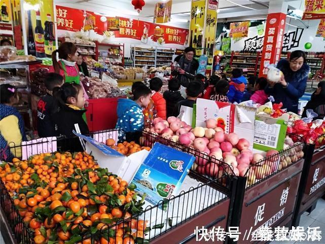 膨化食品|超50万孩子性早熟，这4种食物“害娃”没商量，许多父母还成箱买