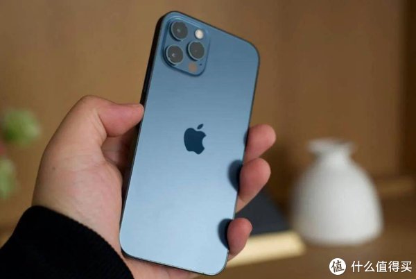 hdr|iPhone 13开始不香？2021年八款最美手机推荐，看哪部比iPhone 13更精彩