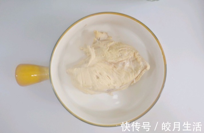 陈醋|让人胃口大开的凉拌菜,香辣红油鸡丝,色泽红亮,好吃不长胖