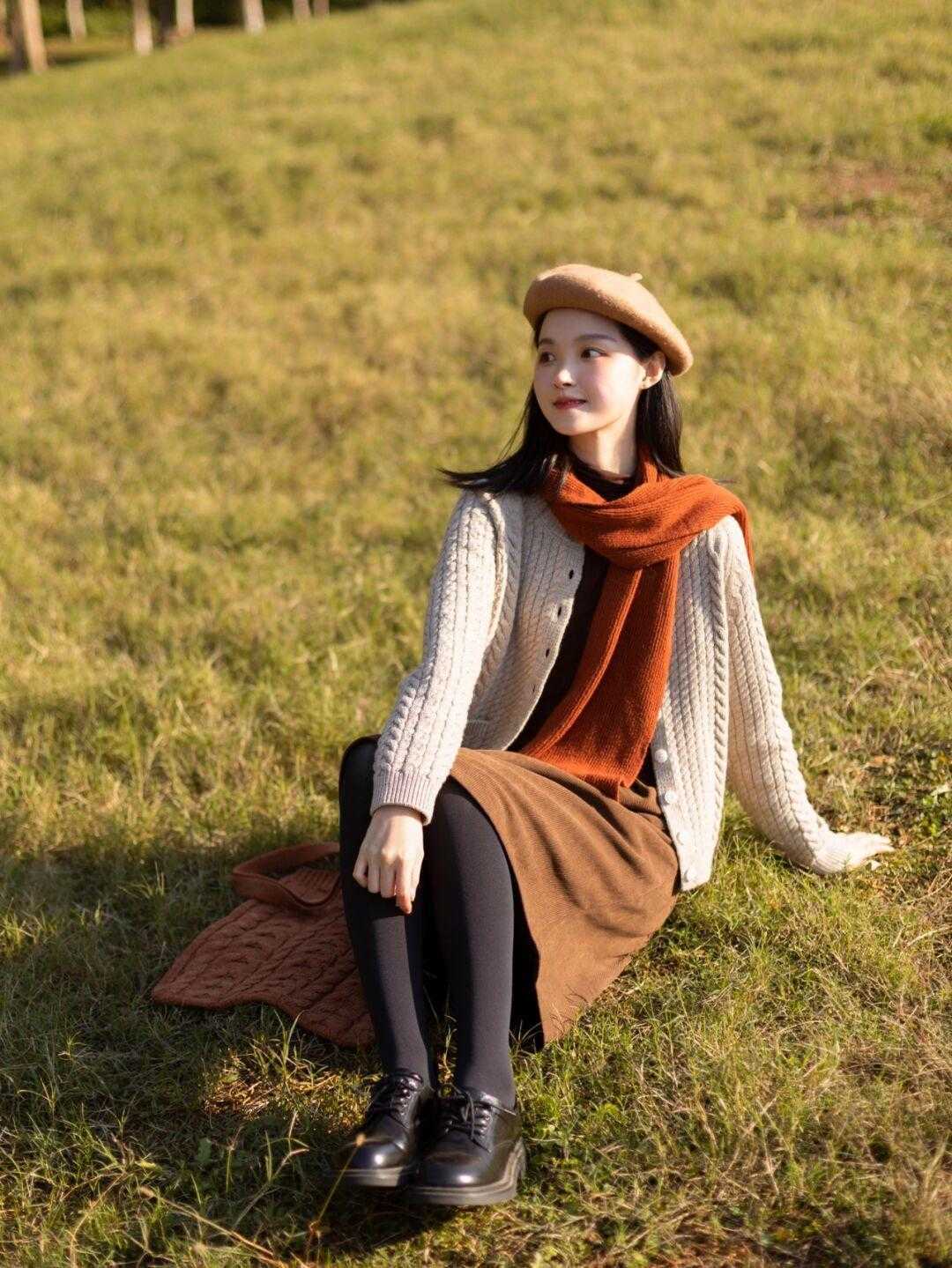 毛衣|冬色的大衣搭配，就该有森林的气息