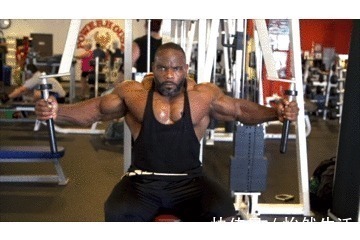 飞鸟|胸肌是健身人士的门面功夫,这些小技巧,帮你把形状和轮廓练好