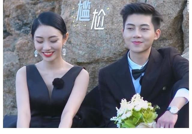 寫真|機(jī)智的戀愛(ài)：劇情反轉(zhuǎn)看點(diǎn)十足，女2男4感情受挫“中途下車”