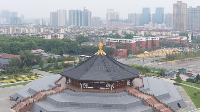 河南洛阳这座公园，千年前曾是全国中心，面积是北京故宫6倍之大