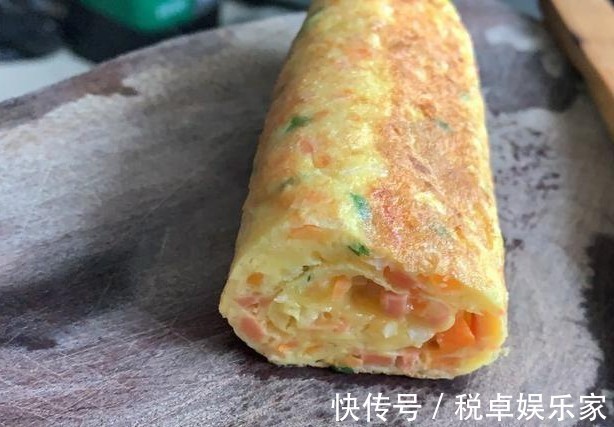 鸡蛋饼|早上花几分钟给孩子做个早餐，鲜香美味，外酥里嫩，超美味