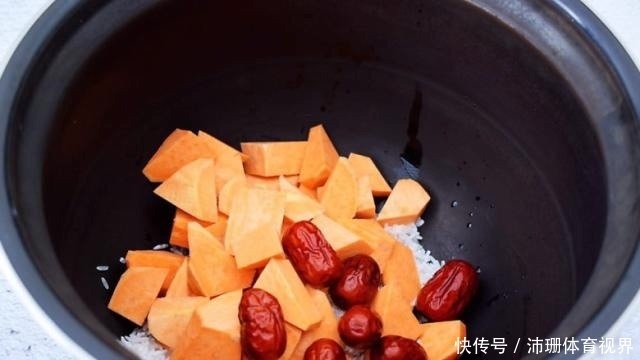  天然|“天然泻药”被发现，常吃排出宿便清肠道，才卖2块钱一斤！