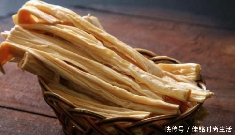 浸泡|腐竹直接在水里泡就错了，饭店都是这样做，简单方便还筋道