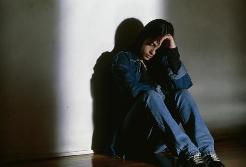 脑血管堵塞|男子高血压12年一直服药，却突发脑梗而亡，医生忽略了一个现象