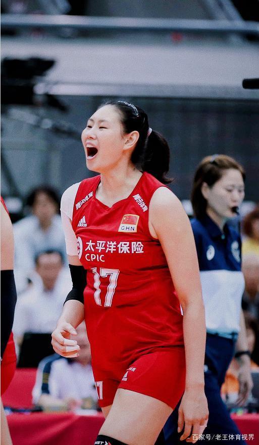中国女排|8颗钉植入右肩,颜妮手术顺利报平安,她是中国女排永远的北长城
