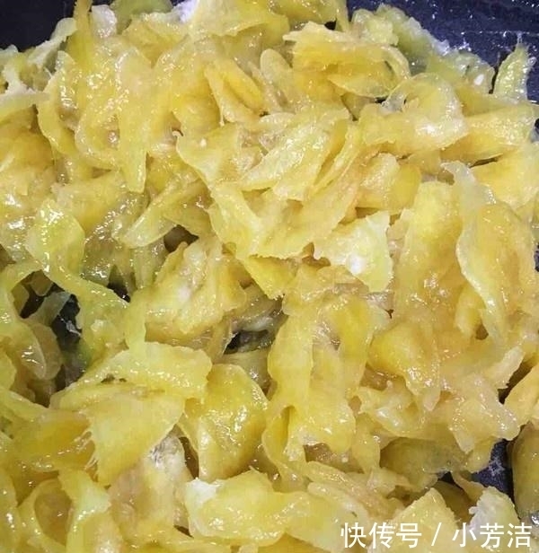 聰明女人把它當零食吃,皺紋少了,美容養顏,還有助睡眠!