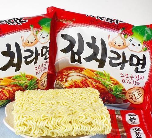 桶装|方便面桶装比袋装贵3块,获知贵到哪里后,我宁可买桶装的面