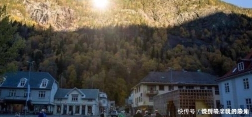 挪威 挪威小镇一年中有七个月见不到阳光，居民集资500万造“太阳”