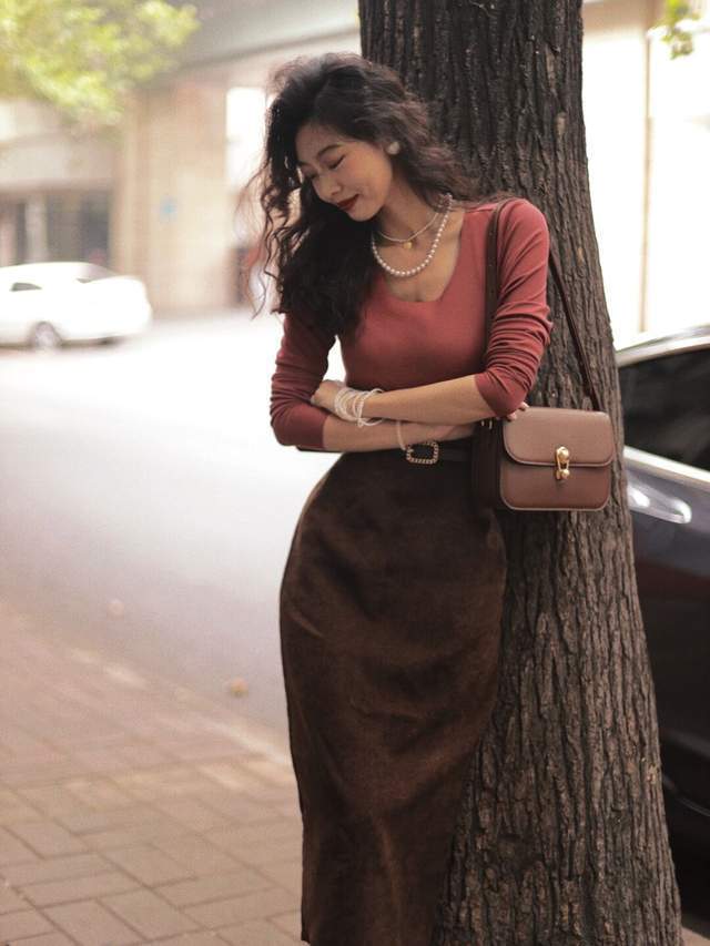 氛围感|复古港风穿搭怎么配?这些小技巧赶紧收藏起来,让你变得更加洋气