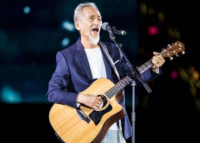 他74岁参加“中国好声音”,四位导师全不转身,庾澄庆:我们不配