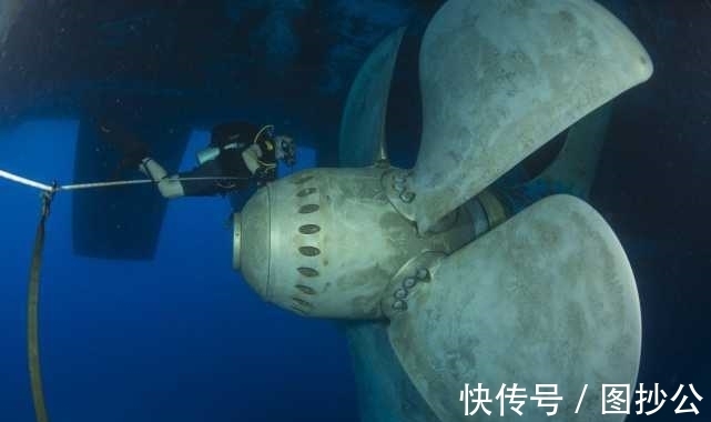 阿云嘎|奥运会预热,东京上空出现6层楼高巨脸,可为什么我们会害怕呢?