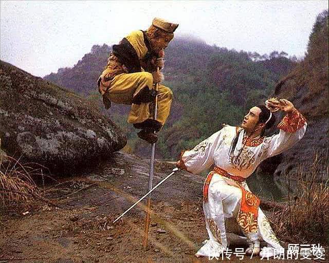 孙悟空偷人参果,只分给了猪八戒和沙僧,为啥不给白龙马分一个