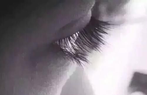 眼部|你的眼睫毛越来越短生活中的这4个习惯不能忽略,9成女生都中招了