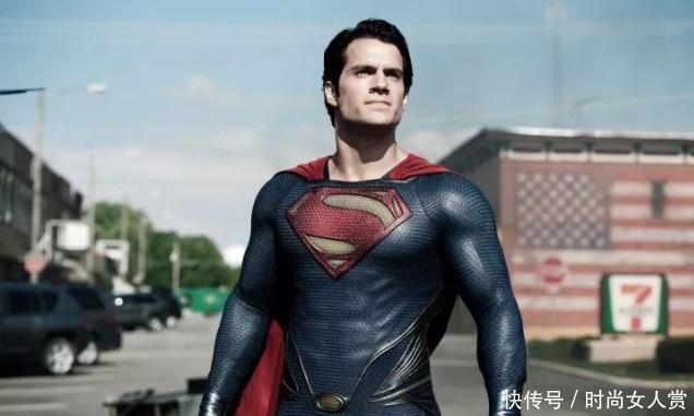 《正义联盟》电影中人物佩戴什么表?