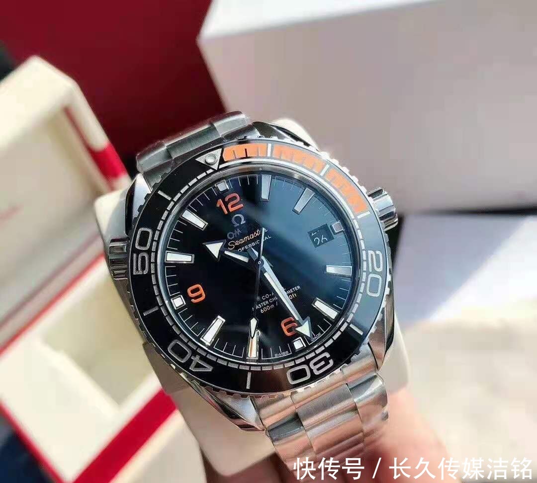 盘点|盘点三款被埋没的男士潜水表,每一个单拎出来都不差