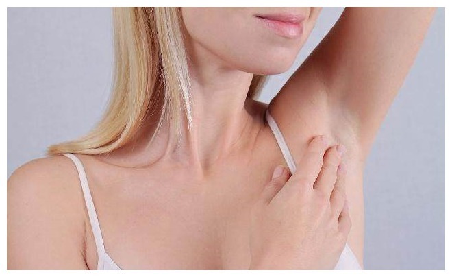 坐骨神经|人身上的3个“排湿口”,秋季“轻轻拍”,湿气可能会悄悄溜走!