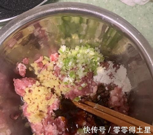 营养均衡|好吃爽口的藕夹肉，夏季的时候吃，营养均衡又可口！