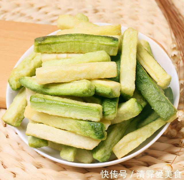 萝卜条|晒萝卜干，直接晒是外行！教你多做1步，更脆爽更入味，1年不坏