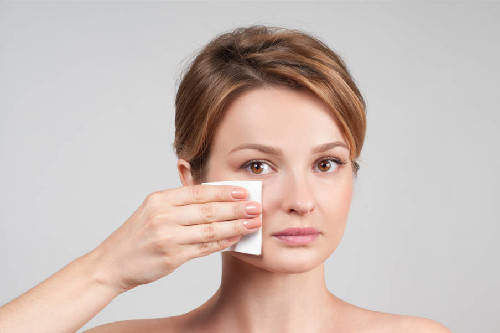 敏感肌和痘痘肌有哪些不同？简单三个方面，帮助你分辨|源自护肤 | a676