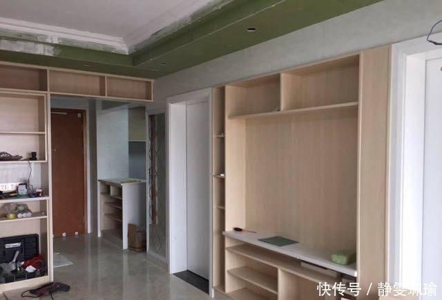 很实用|61平的小户型，老公在客厅打了好多柜子，入住后才知道很实用