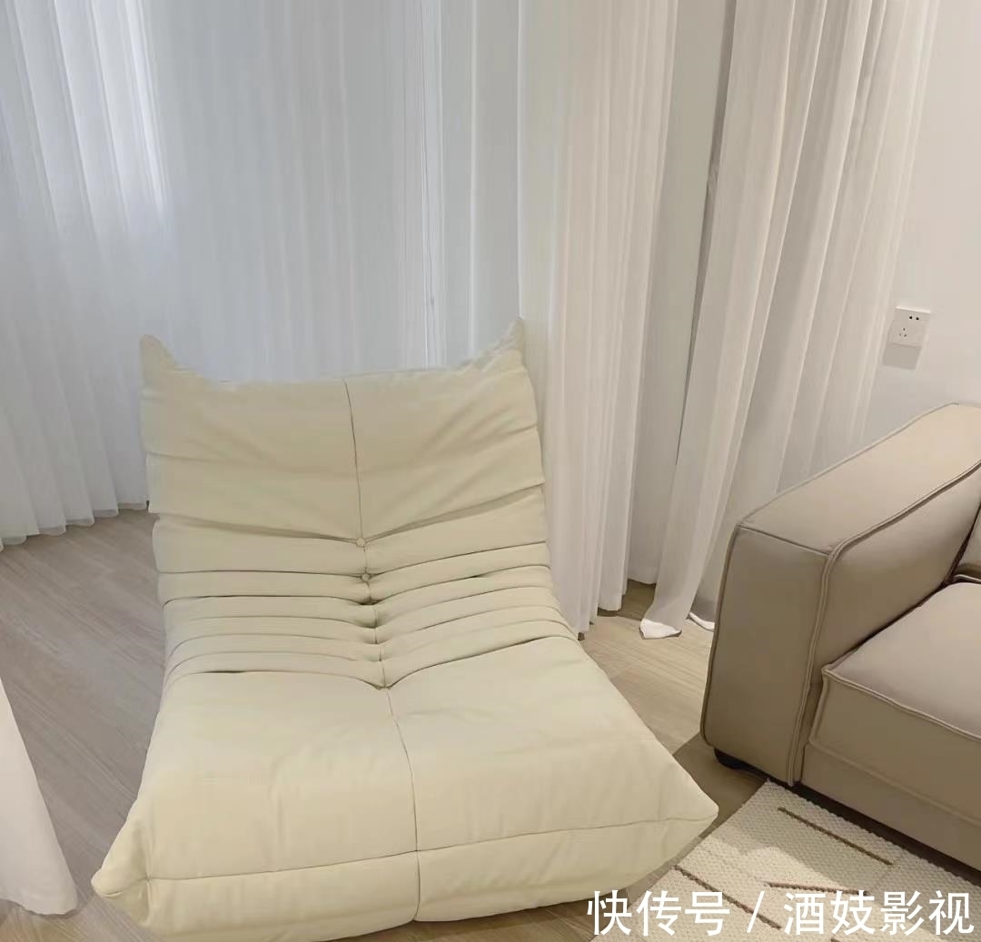 装饰画|他们家81㎡,用原木+现代简约,打造成日式混搭风,平淡又温馨