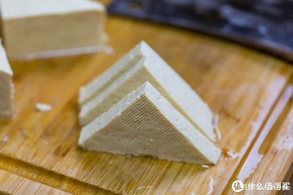 夕山肴 篇四十二：听说豆腐这样切，煎得金黄又完整