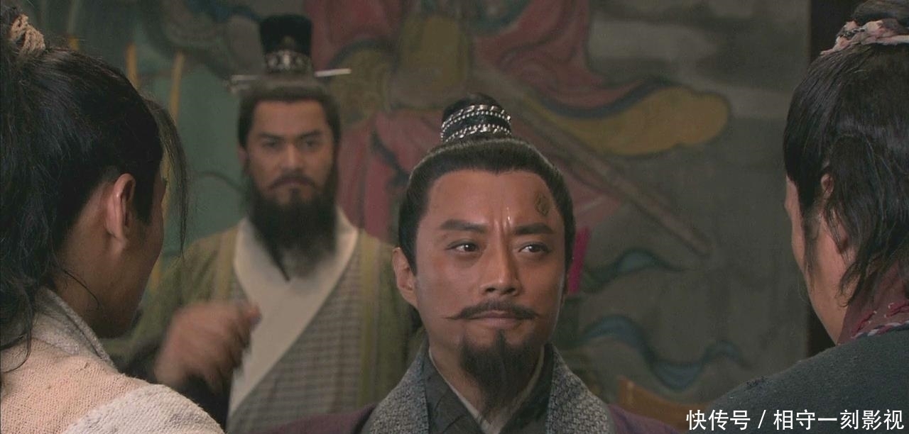 宋江@水浒传:宋江第一次反对晁盖,吴用一句话,梁山再无晁盖容身之地