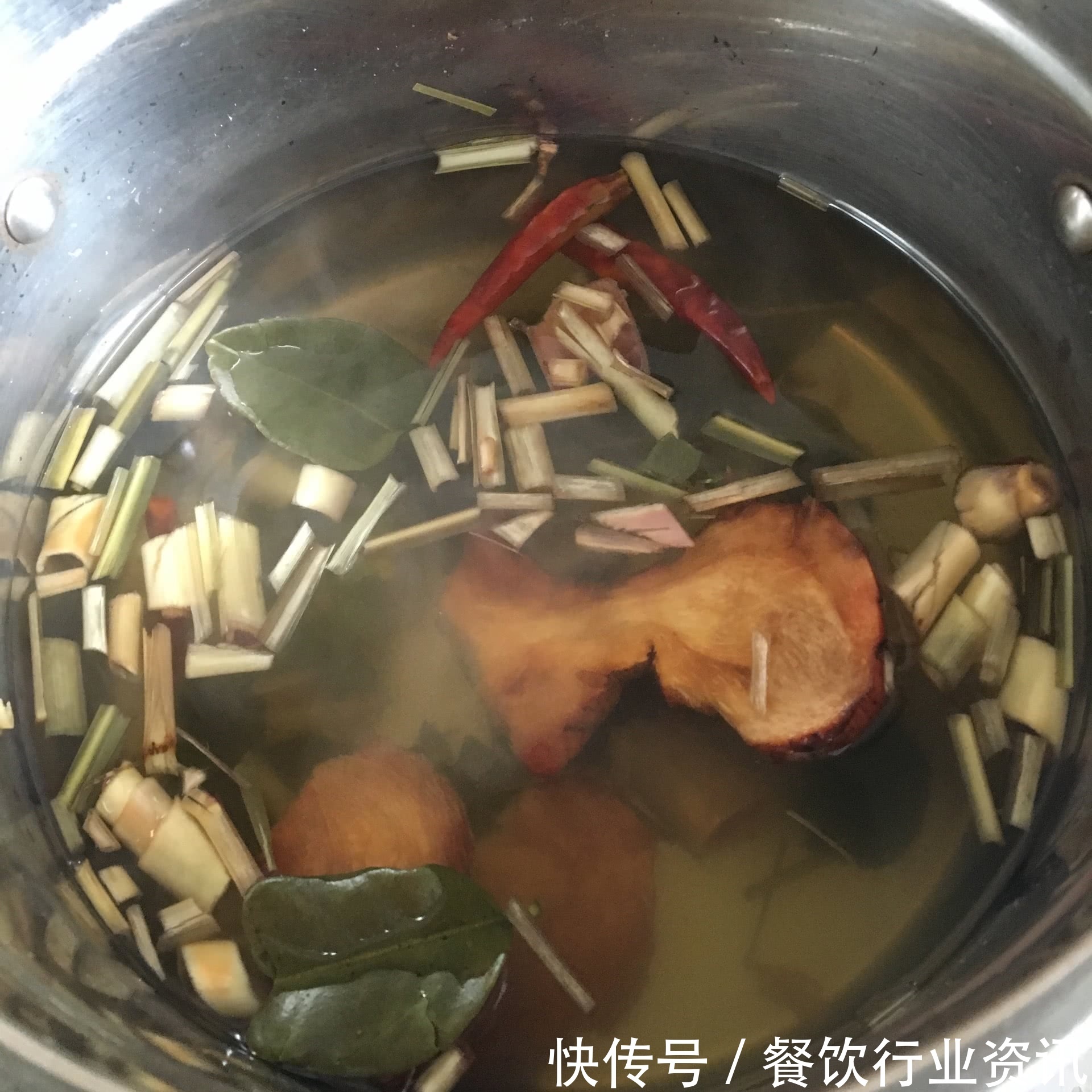 冬天|冬天来上这样一碗汤,养生还减肥不说,味道满足你挑剔的味蕾!