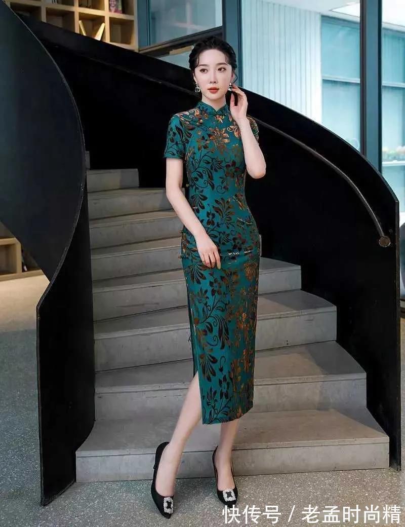 漂亮女人|旗袍穿在漂亮女人身上,真的就是锦上添花,美的让人惊叹