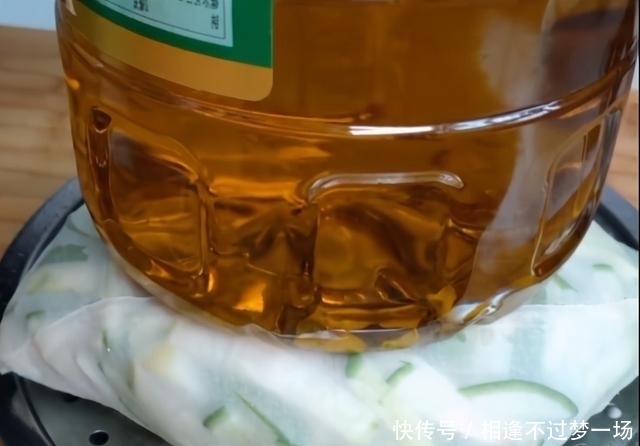 无水无油|腌萝卜条的家常做法,简单易学,酸甜口味,超级下饭