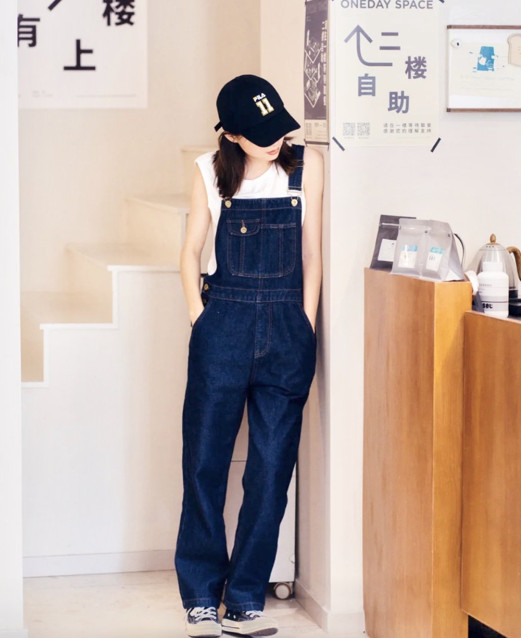 开叉裤|阔腿裤下岗了！“瘦瘦裤”才是今夏王炸，太显瘦了